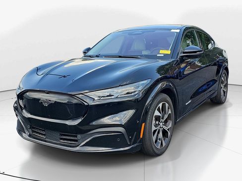 Used 2022 Ford Mustang Mach-E Premium RWD image 7
