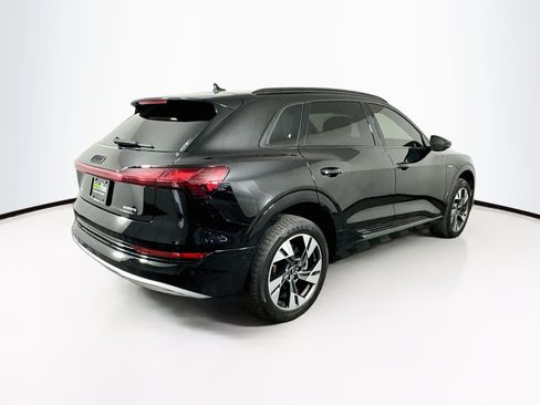 Used 2022 Audi e-tron Premium AWD/4WD image 9