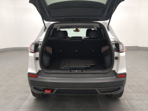 Used 2022 Jeep Cherokee Trailhawk AWD/4WD image 29