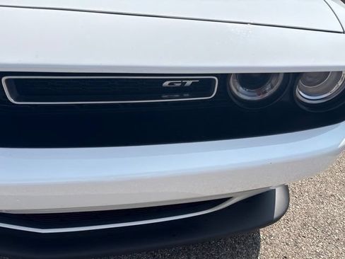 Used 2022 Dodge Challenger GT RWD image 3