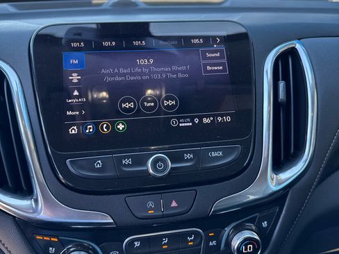 Used 2023 Chevrolet Equinox Premier FWD image 19