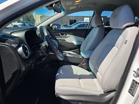 Used 2023 Hyundai Kona SE FWD image 19