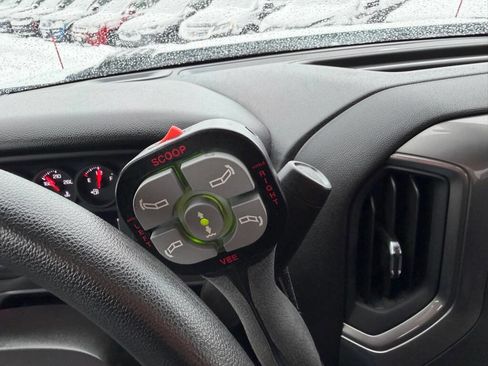 Used 2025 Chevrolet Silverado 3500 W/T image 23