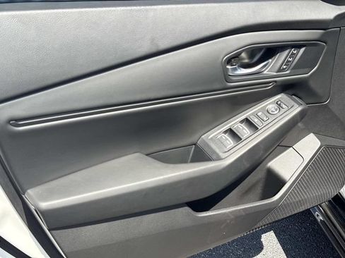Certified 2024 Honda Accord EX-L image 17