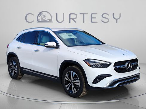 Certified 2026 Mercedes-Benz GLA 250 image 8