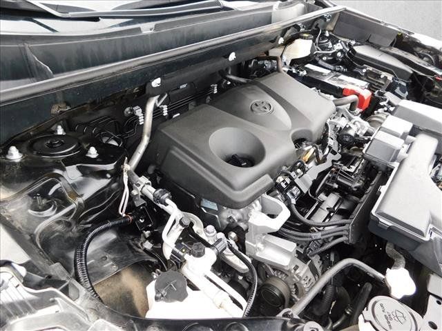 Used 2025 Toyota RAV4 XLE AWD/4WD image 29