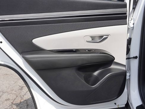 Used 2023 Hyundai Tucson Limited image 25