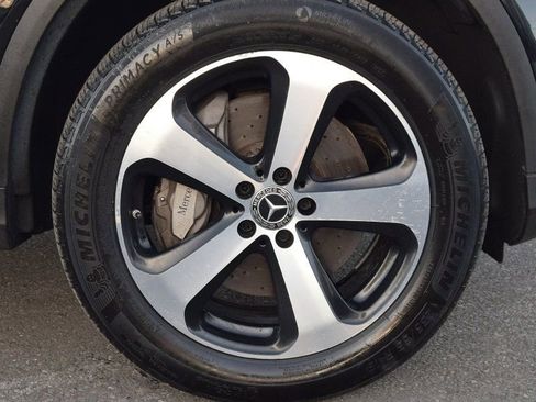 Used 2019 Mercedes-Benz GLC 350e 4MATIC image 37