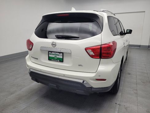 Used 2019 Nissan Pathfinder SL image 7