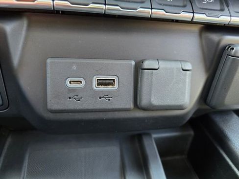 Used 2020 GMC Sierra 1500 AT4 w/ AT4 Premium Package AWD/4WD image 35