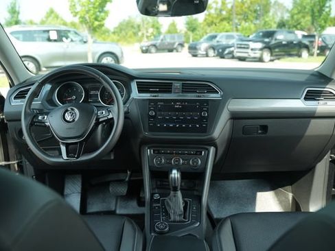 Used 2021 Volkswagen Tiguan SE AWD/4WD image 26