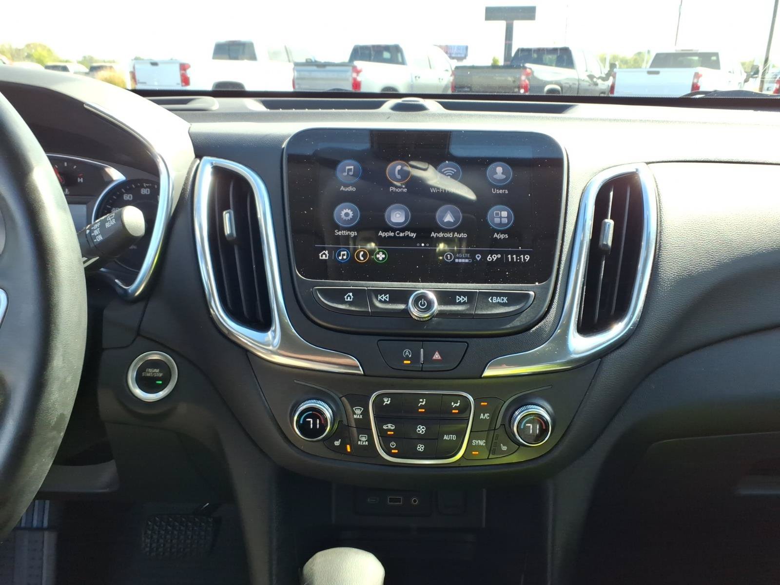 Used 2024 Chevrolet Equinox LT FWD image 10