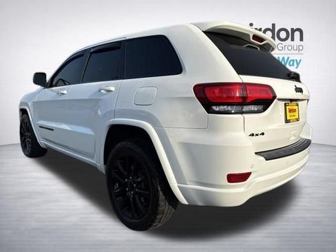 Used 2021 Jeep Grand Cherokee Laredo X AWD/4WD image 5