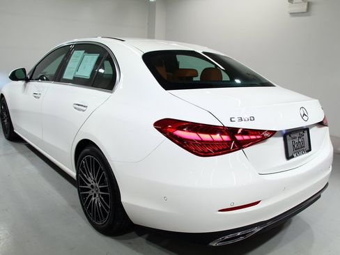 Used 2025 Mercedes-Benz C 300 4MATIC Sedan image 13