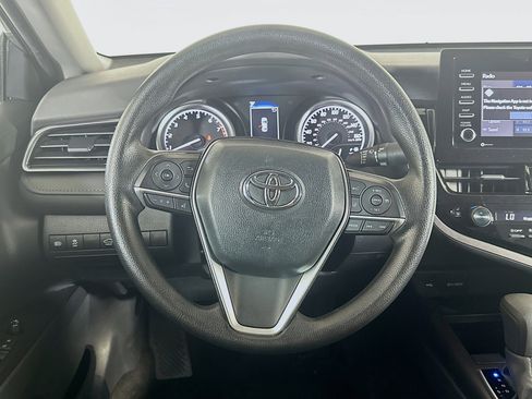 Used 2024 Toyota Camry LE w/ Convenience Package image 18