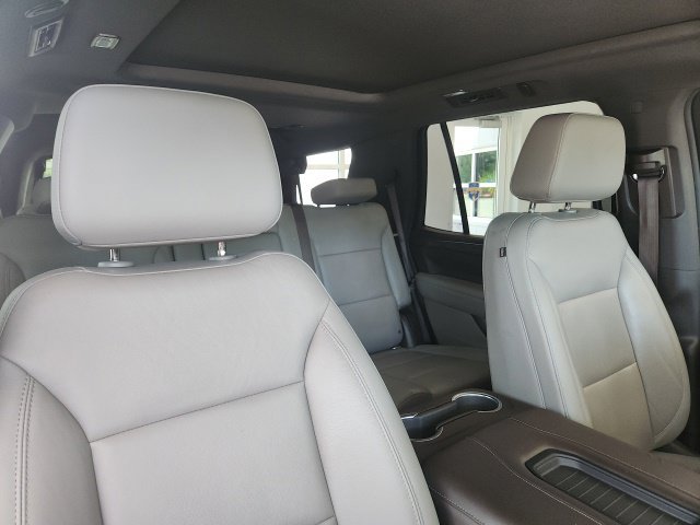 Used 2021 Chevrolet Tahoe LT w/ LT Signature Plus Package AWD/4WD image 17