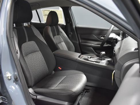 New 2026 Nissan Sentra SV FWD image 14