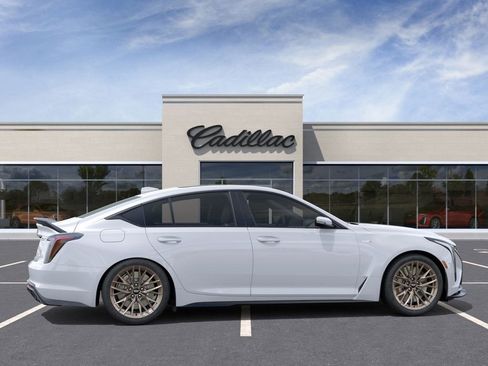 New 2026 Cadillac CT5 V Blackwing image 5