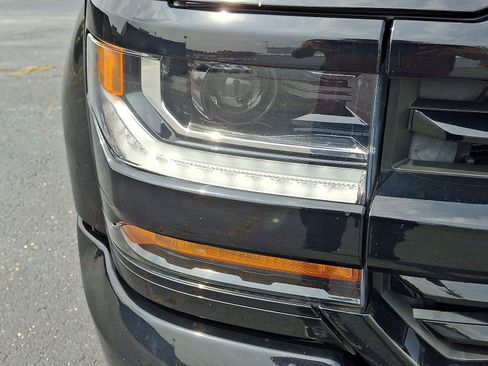 Used 2019 Chevrolet Silverado 1500 LT w/ All Star Edition AWD/4WD image 28