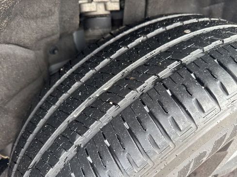 Used 2023 Jeep Grand Cherokee Altitude image 46