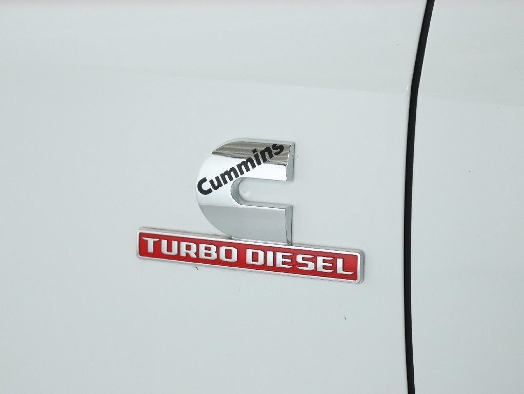 Used 2024 RAM 3500 Tradesman w/ Chrome Appearance Group AWD/4WD image 39