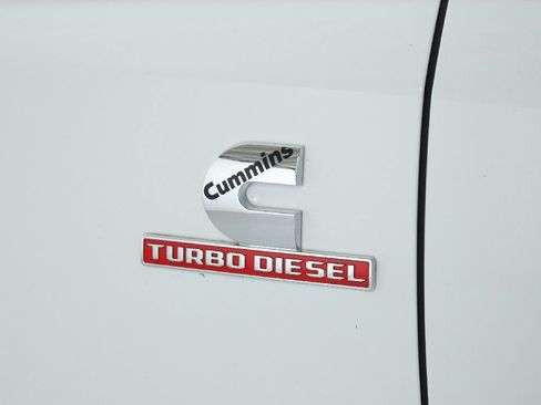 Used 2024 RAM 3500 Tradesman w/ Chrome Appearance Group AWD/4WD image 39