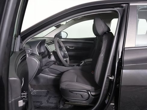 Used 2023 Hyundai Tucson SE FWD image 27