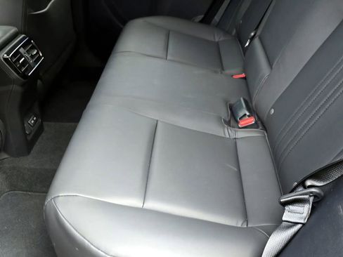 Used 2024 Lexus NX 250 FWD image 31