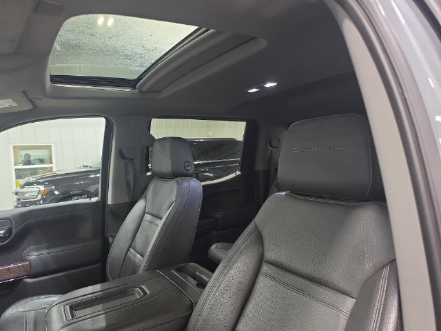 Used 2020 GMC Sierra 1500 Denali w/ Denali Ultimate Package AWD/4WD image 16