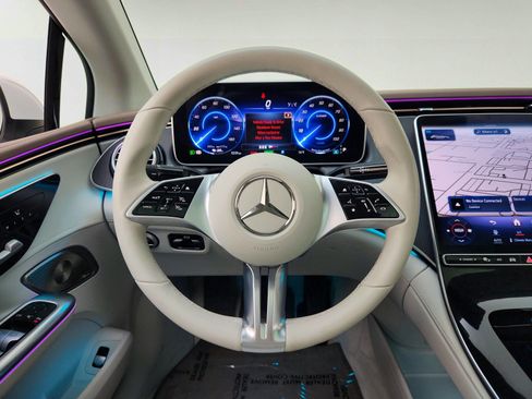Certified 2023 Mercedes-Benz EQE 350+ 4MATIC Sedan image 23