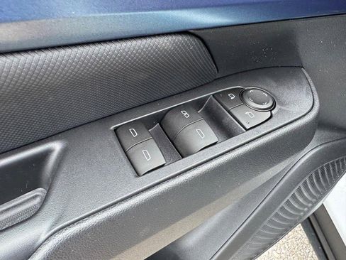 New 2026 Chevrolet Equinox EV LT image 11