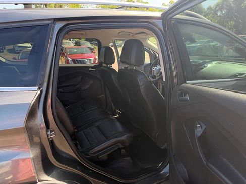 Used 2015 Ford Escape Titanium FWD image 13