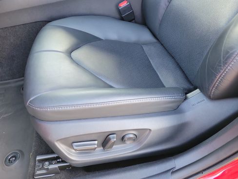 Certified 2023 Toyota Camry XLE FWD image 10