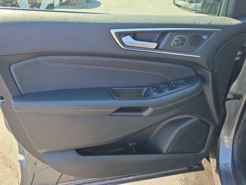 Used 2024 Ford Edge Titanium AWD/4WD image 7