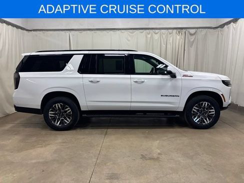 Used 2026 Chevrolet Suburban Z71 w/ Comfort Package AWD/4WD image 2