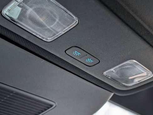 Used 2023 Ford Escape ST-Line Select image 27