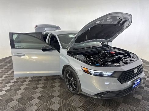 Certified 2025 Honda Accord SE image 15