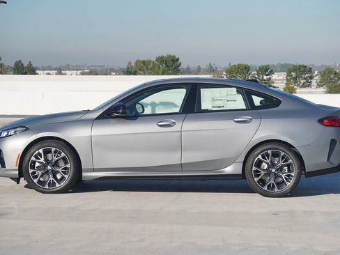 Used 2026 BMW 228i w/ Technology Package FWD image 4