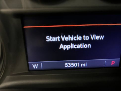 Used 2021 Chevrolet Tahoe LT w/ Luxury Package AWD/4WD image 19