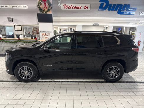 Used 2025 GMC Acadia Elevation image 6