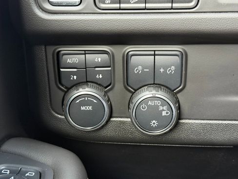 Certified 2024 Chevrolet Tahoe Premier image 39