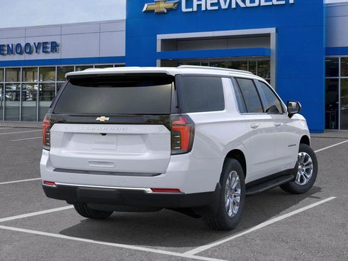 New 2026 Chevrolet Suburban LS AWD/4WD image 4