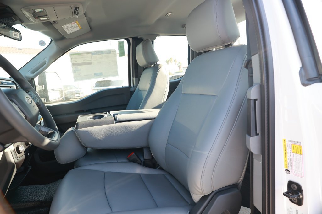 New 2027 Ford F350 XL w/ XL Chrome Package RWD image 20