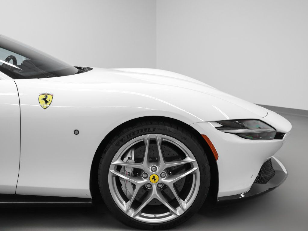 Certified 2023 Ferrari Roma RWD image 4