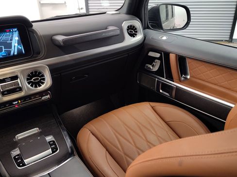 Certified 2025 Mercedes-Benz G 63 AMG 4MATIC image 29
