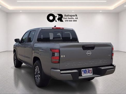 Used 2024 Nissan Frontier SL w/ Technology Package RWD image 4