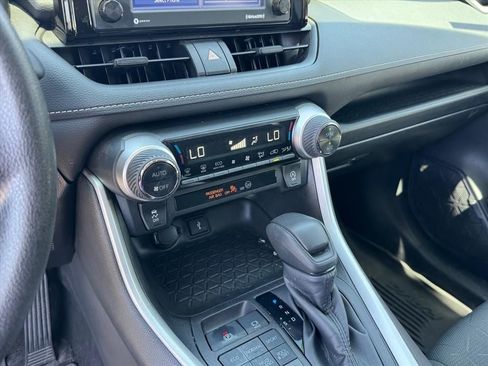 Used 2022 Toyota RAV4 XLE w/ Convenience Package AWD/4WD image 27