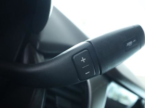 Used 2018 Chevrolet Tahoe LT RWD image 24