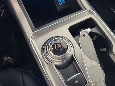 Used 2022 Ford Edge SEL w/ Convenience Package image 27