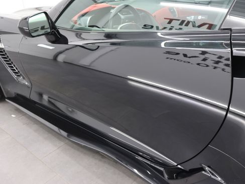 Used 2017 Chevrolet Corvette Z06 RWD image 30